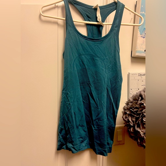 Lululemon Teal Tank - Picture 1 of 3